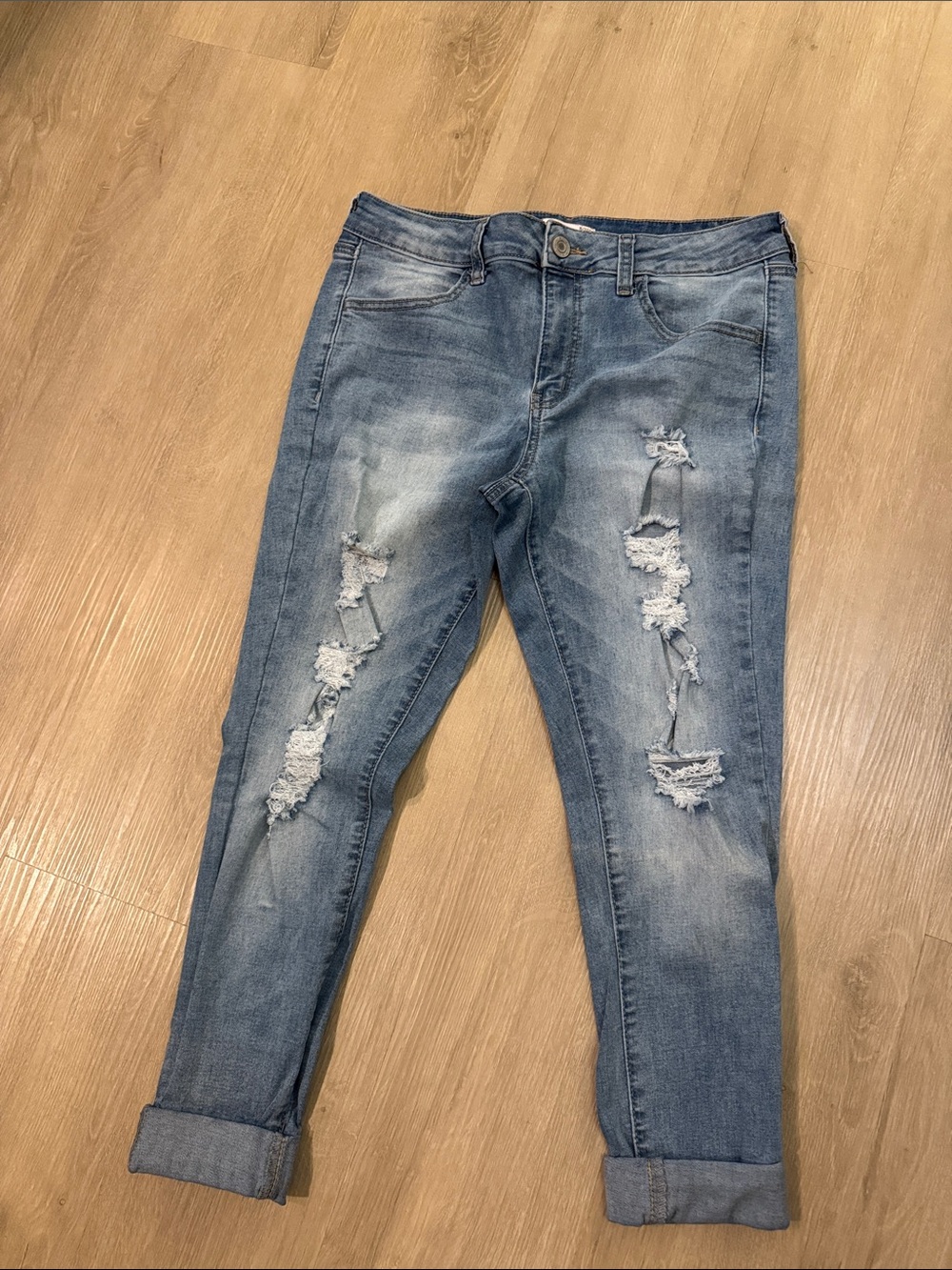 SO Women's Medium Wash Distressed Boyfriend Jeans